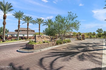 7936 7th Way, Phoenix, AZ 85042