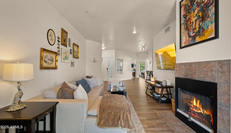 7936 E Wilshire Dr #203, Scottsdale, AZ 85257