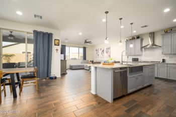 7936 Wood Ln, Phoenix, AZ 85043