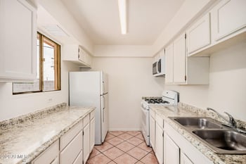 7937 Pinchot Ave, Phoenix, AZ 85033