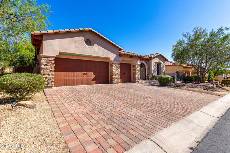 7939 Stonecliff Cir, Mesa, AZ 85207