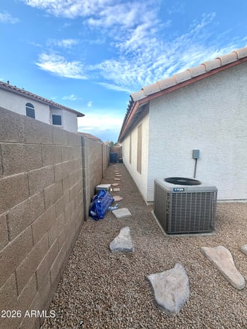 7939 W Kimberly Way, Glendale, AZ 85308