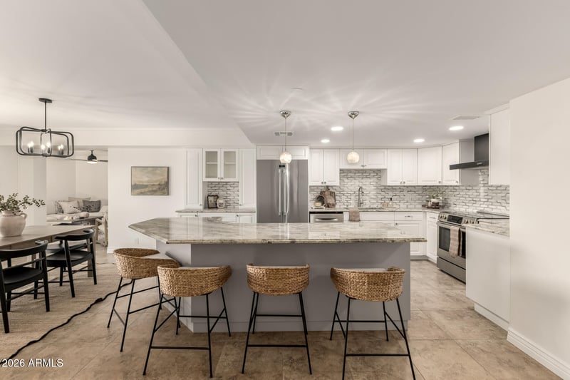 7940 Camelback Rd #312, Scottsdale, AZ 85251