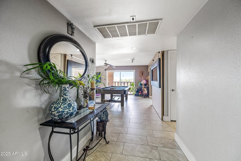 7940 Camelback Rd #411, Scottsdale, AZ 85251