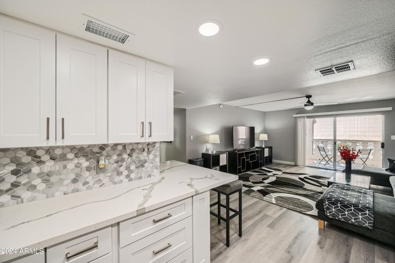 7940 E Camelback Rd #102, Scottsdale, AZ 85251