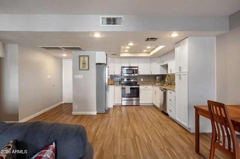 7940 E Camelback Rd #205, Scottsdale, AZ 85251
