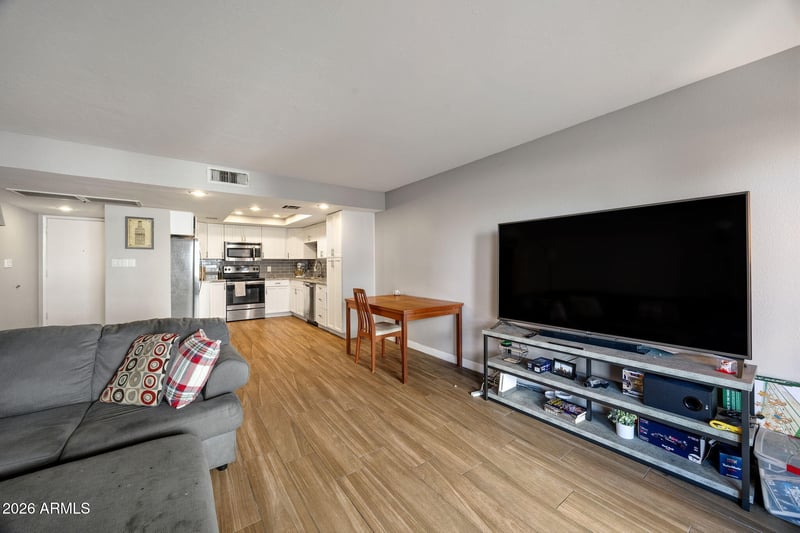 7940 E Camelback Rd #205, Scottsdale, AZ 85251