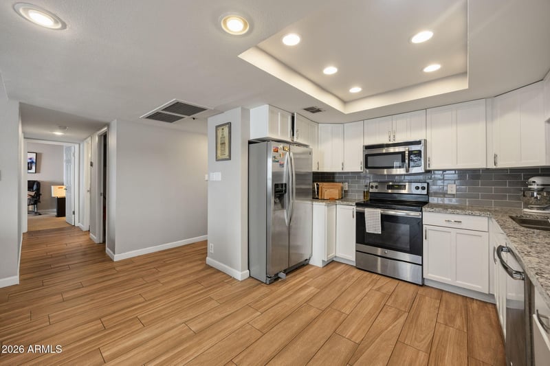 7940 E Camelback Rd #205, Scottsdale, AZ 85251