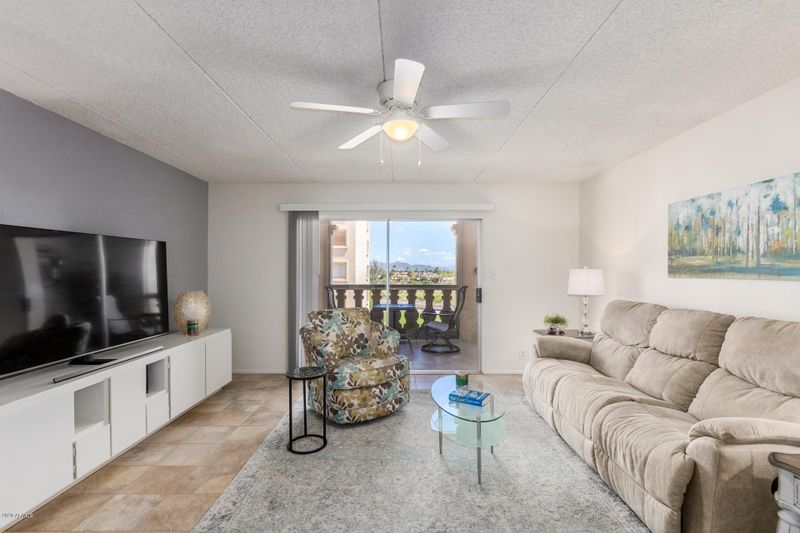 7940 E Camelback Rd #406, Scottsdale, AZ 85251