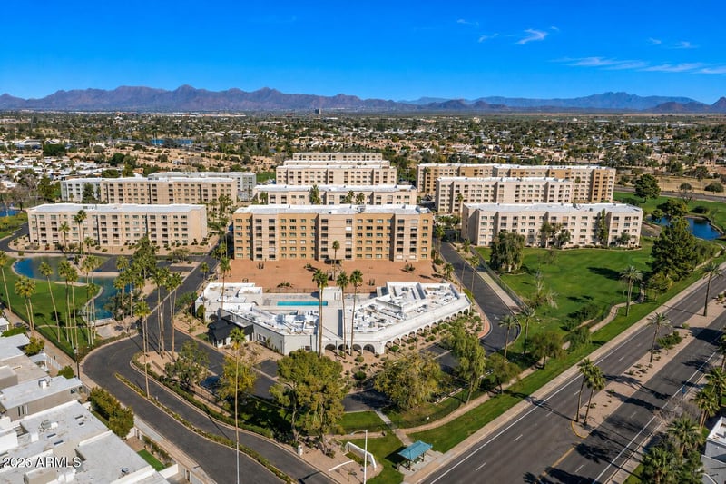 7940 Camelback Rd #411, Scottsdale, AZ 85251