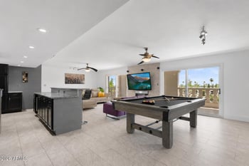 7940 Camelback Rd #411, Scottsdale, AZ 85251