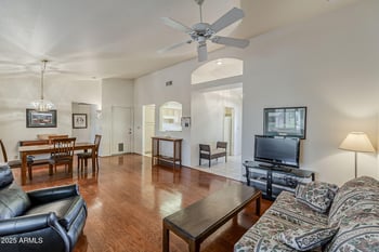 7941 Navarro Ave, Mesa, AZ 85209