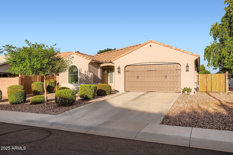 7941 Peppertree Dr, Gilbert, AZ 85298