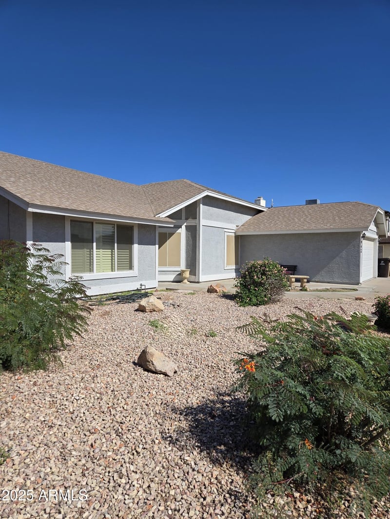 7942 Dreyfus Dr, Peoria, AZ 85381