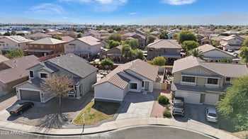 7945 Chickasaw St, Phoenix, AZ 85043