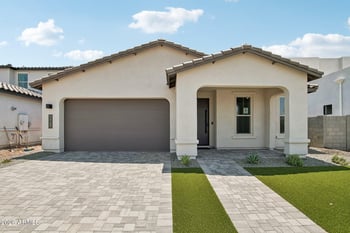 7945 Loma Ln, Peoria, AZ 85345