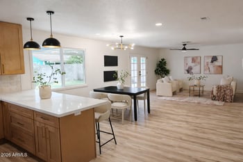 7946 Coolidge St, Phoenix, AZ 85033