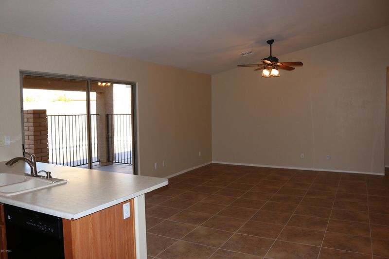 7946 W Whyman Ave, Phoenix, AZ 85043