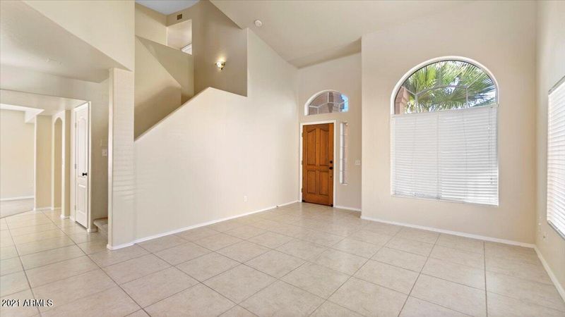 795 S Dodge St, Gilbert, AZ 85233