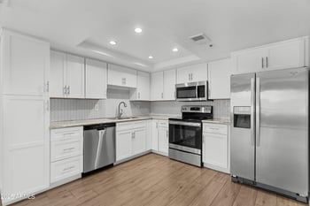 7950 Camelback Rd #404, Scottsdale, AZ 85251