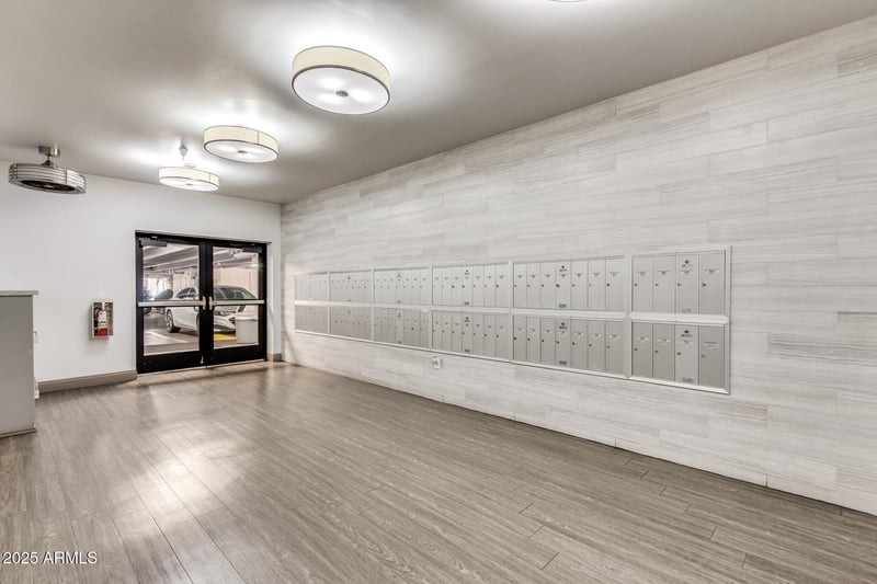 7950 Camelback Rd, Scottsdale, AZ 85251