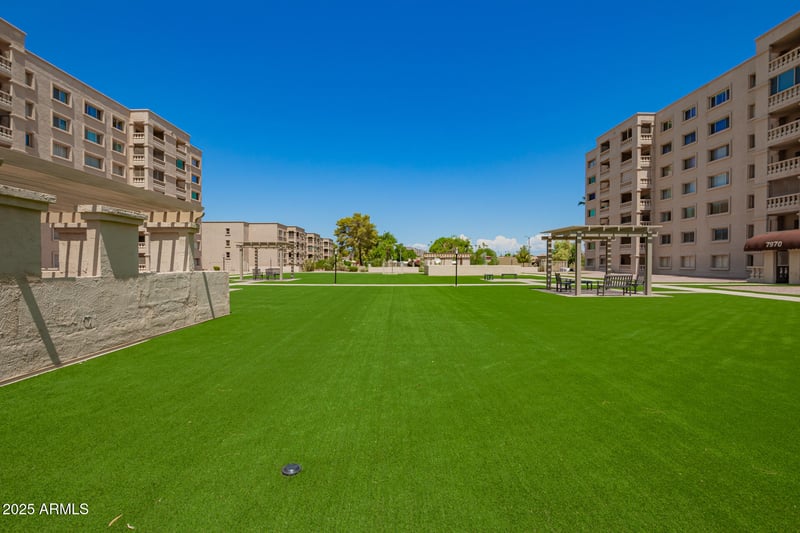 7950 Camelback Rd, Scottsdale, AZ 85251
