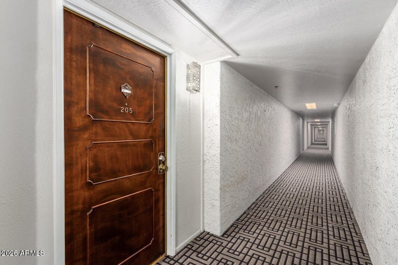 7950 Camelback Rd #28-205, Scottsdale, AZ 85251