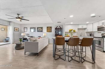 7950 E Camelback Rd #704, Scottsdale, AZ 85251