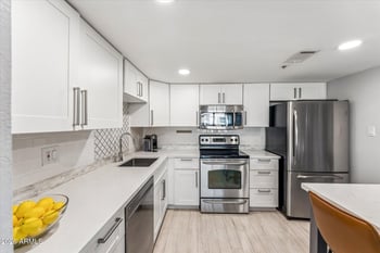 7950 E Camelback Rd #704, Scottsdale, AZ 85251