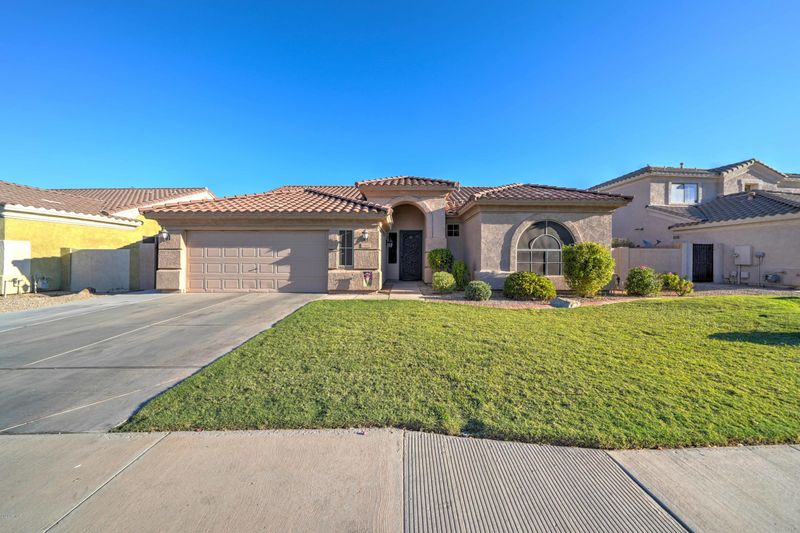 7950 E Posada Ave, Mesa, AZ 85212