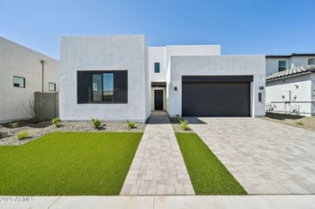 7950 Griswold Rd, Peoria, AZ 85345