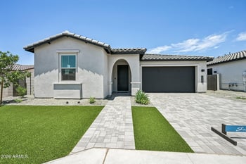 7950 Loma Ln, Peoria, AZ 85345