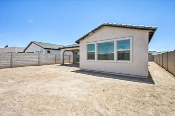 7950 Loma Ln, Peoria, AZ 85345