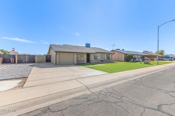 7953 Sahuaro Dr, Peoria, AZ 85345