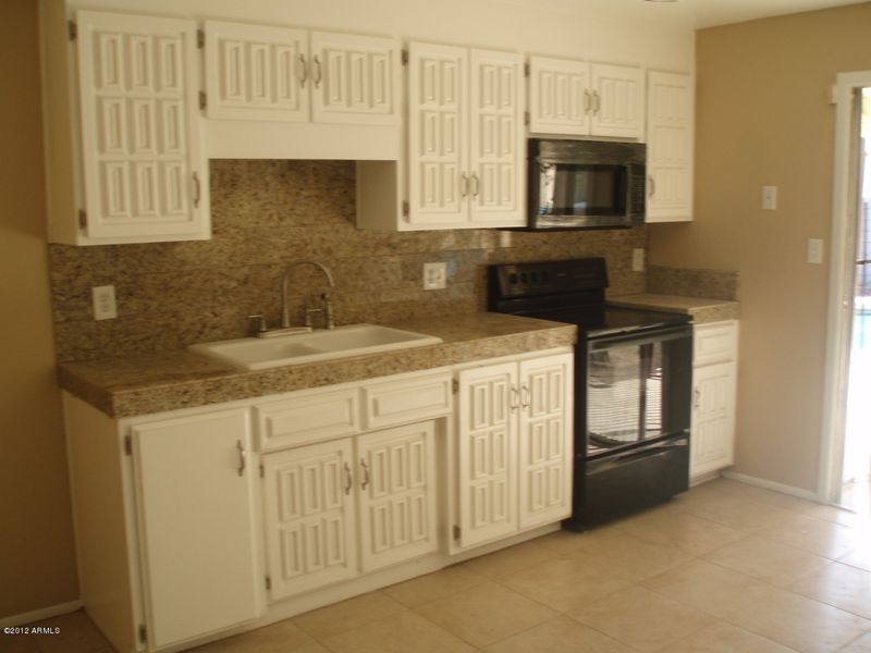 7953 W Hazelwood St, Phoenix, AZ 85033