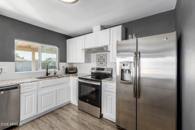7953 Sahuaro Dr, Peoria, AZ 85345