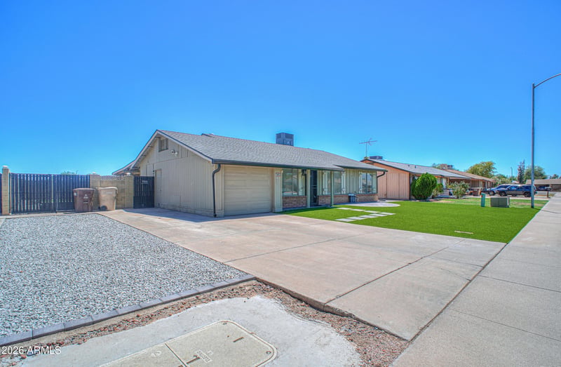 7953 Sahuaro Dr, Peoria, AZ 85345
