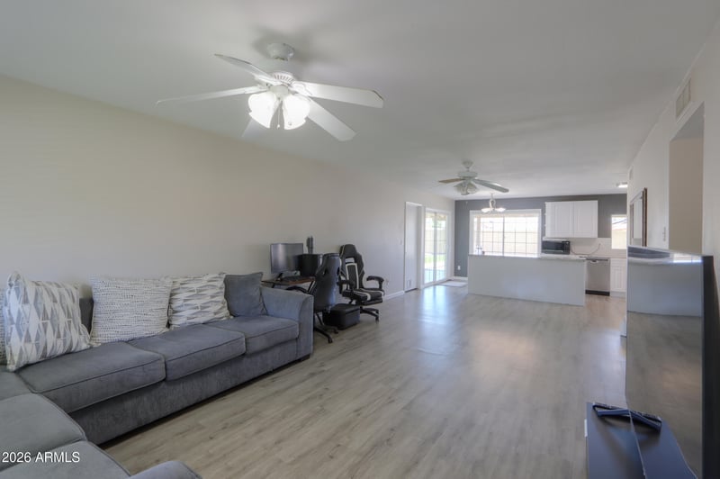 7953 Sahuaro Dr, Peoria, AZ 85345
