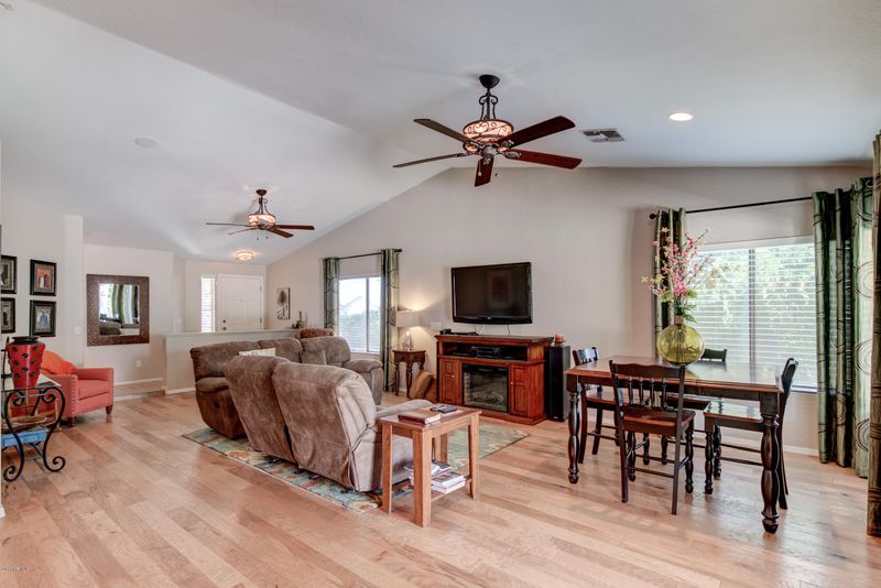 7954 E Dartmouth St, Mesa, AZ 85207
