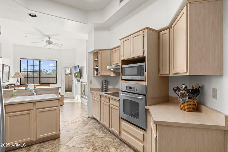 7955 Chaparral Rd #52, Scottsdale, AZ 85250