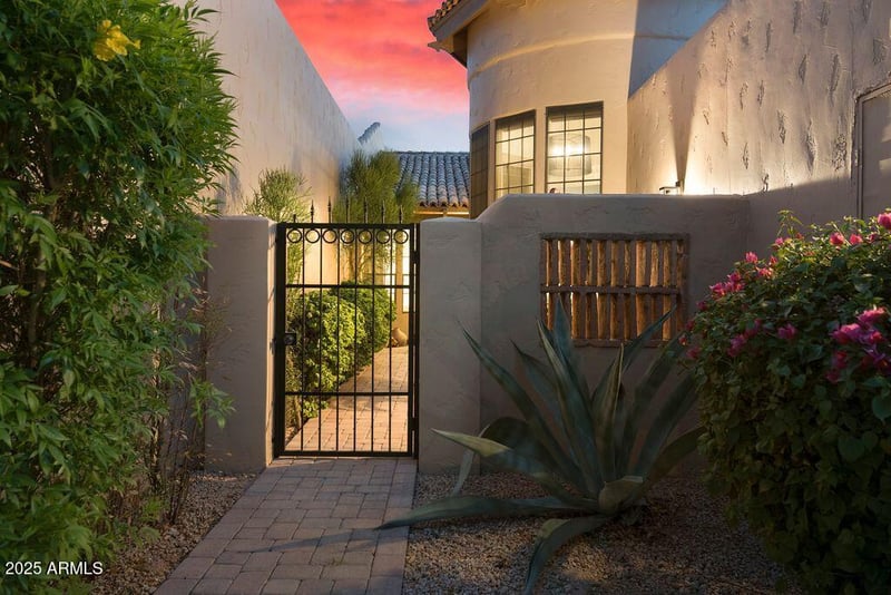7955 Chaparral Rd #74, Scottsdale, AZ 85250