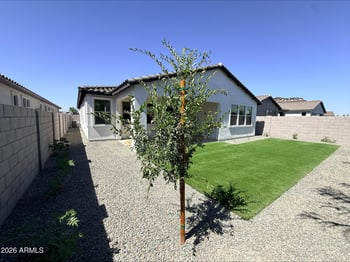 7955 Loma Ln, Peoria, AZ 85345