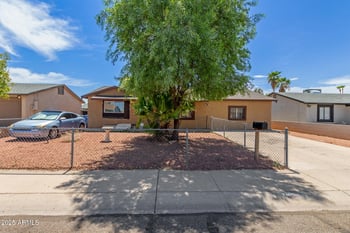 7959 Coolidge St, Phoenix, AZ 85033