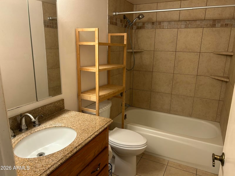 7960 Camelback Rd #104, Scottsdale, AZ 85251