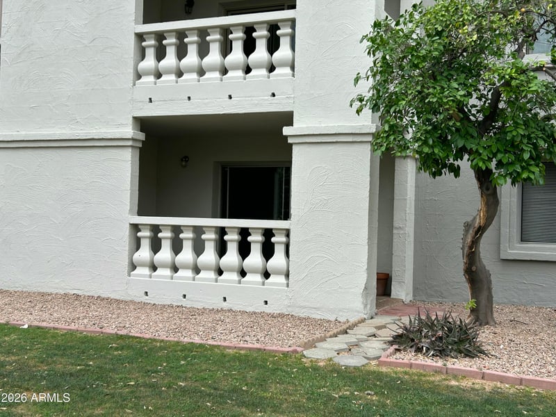 7960 Camelback Rd #104, Scottsdale, AZ 85251