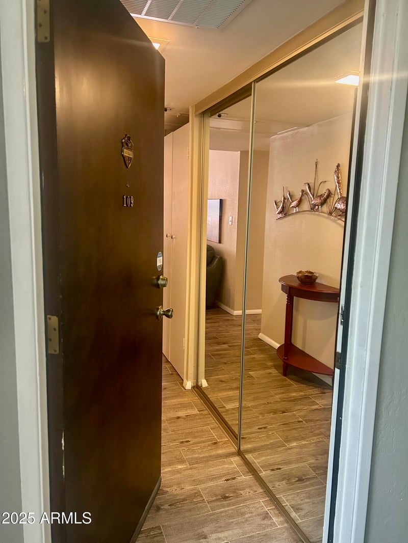 7960 Camelback Rd #109, Scottsdale, AZ 85251