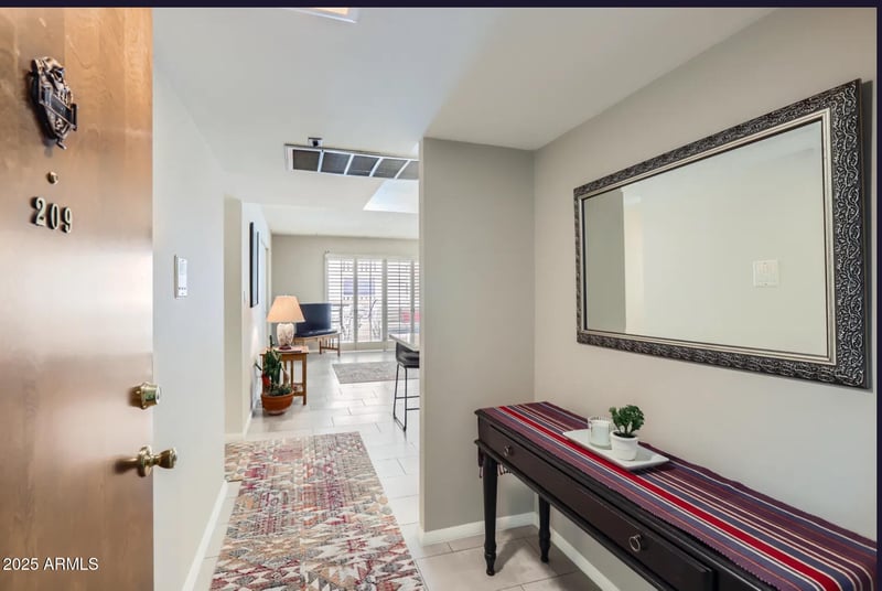 7960 Camelback Rd #209, Scottsdale, AZ 85251