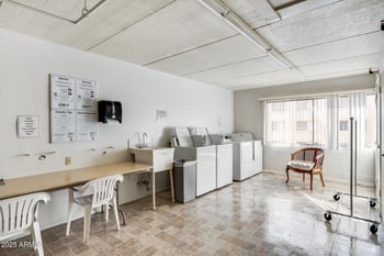 7960 Camelback Rd #309, Scottsdale, AZ 85251