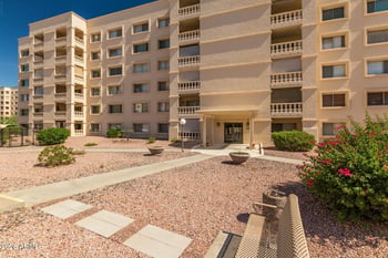 7960 Camelback Rd #104, Scottsdale, AZ 85251