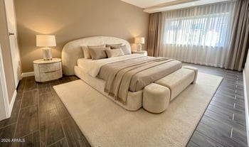 7960 E Camelback Rd #109, Scottsdale, AZ 85251